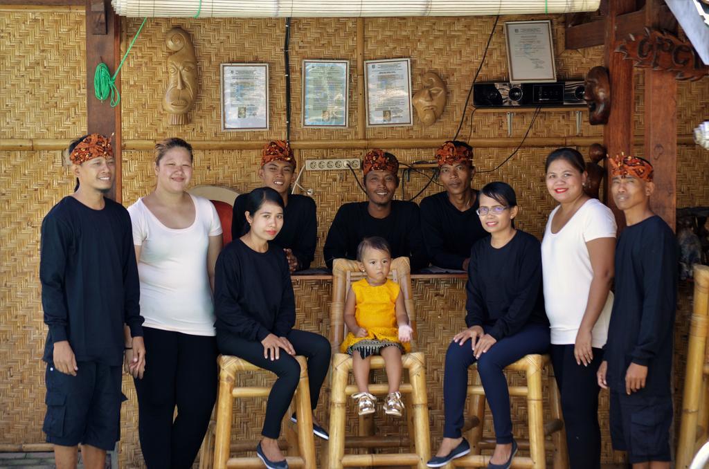 Villa Yukie Senggigi Montongbuwoh Exteriör bild