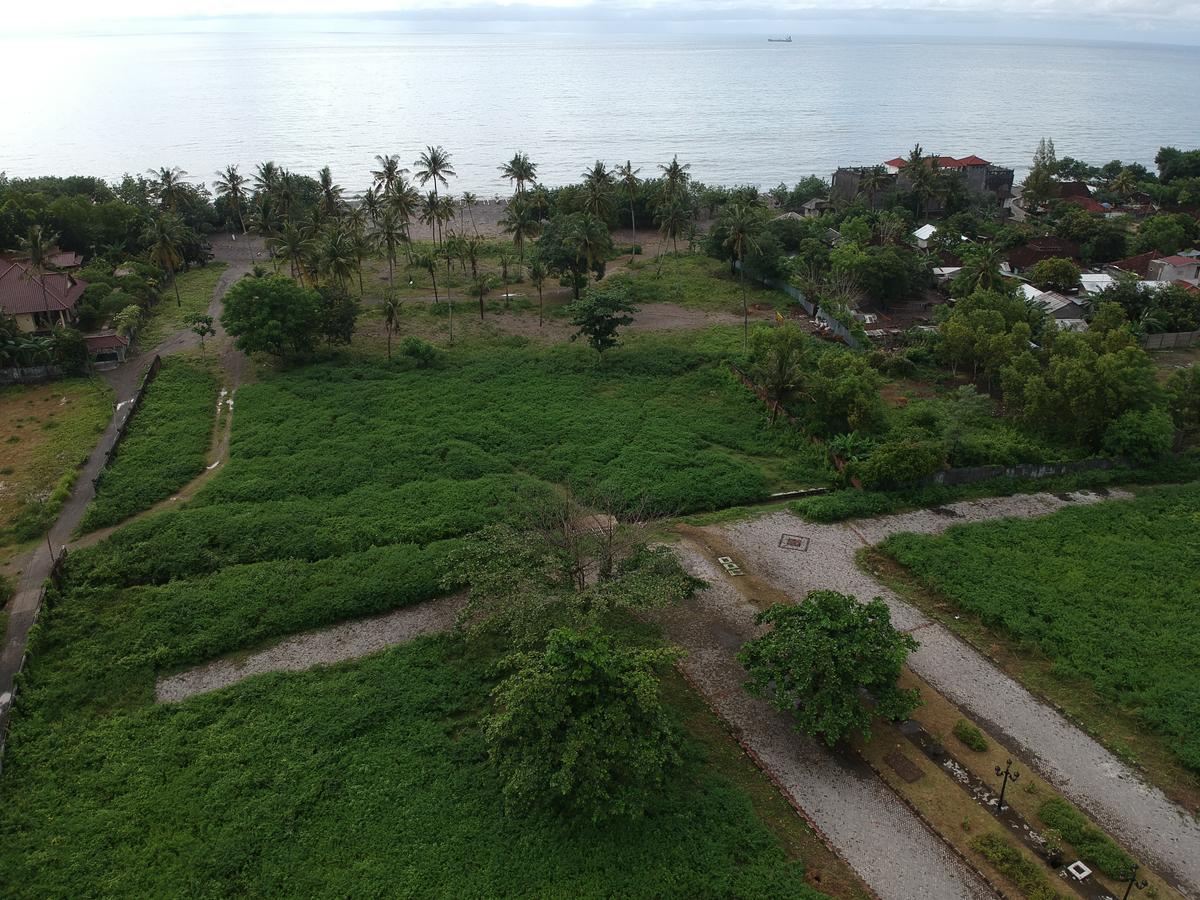 Villa Yukie Senggigi Montongbuwoh Exteriör bild