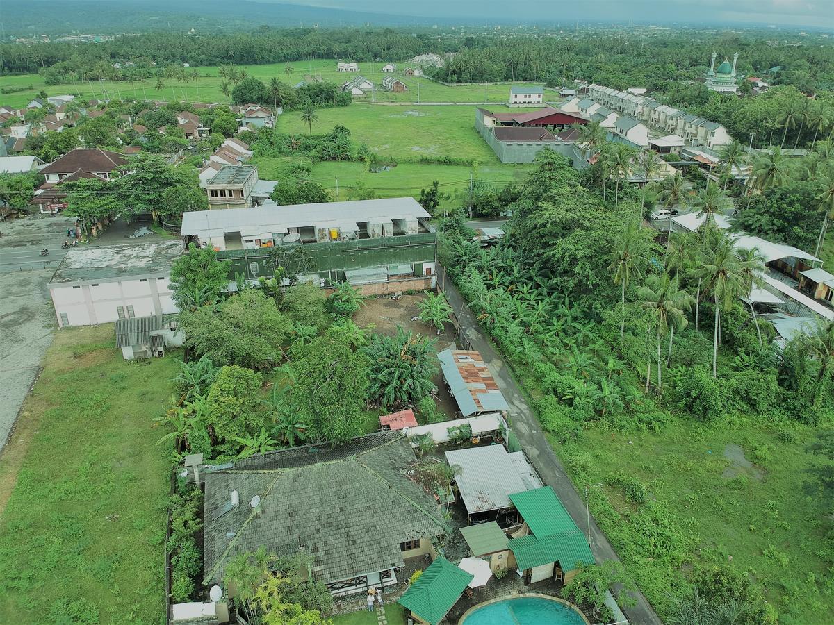 Villa Yukie Senggigi Montongbuwoh Exteriör bild