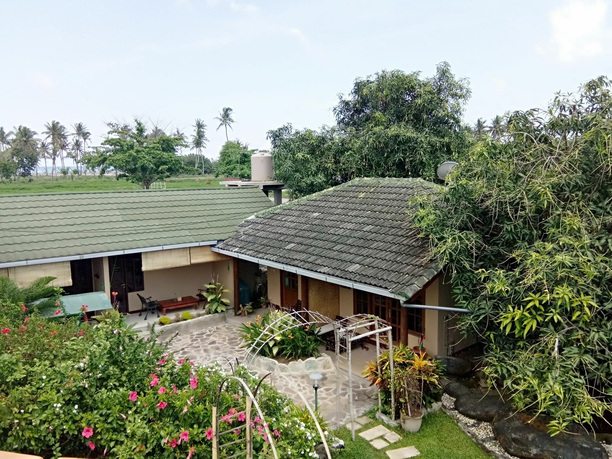 Villa Yukie Senggigi Montongbuwoh Exteriör bild